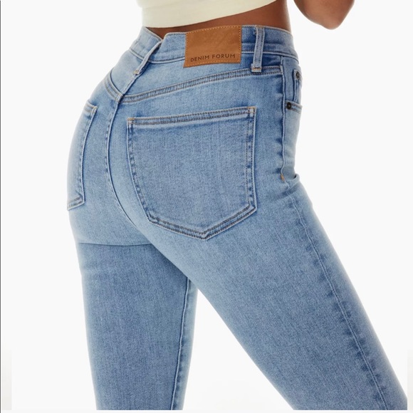 Aritzia Denim Forum Lola High Rise Skinny 28L - Picture 2 of 6